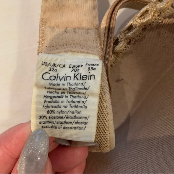 Two push-up bras (Aerie and Calvin Klein) size 32A - Picture 5 of 9